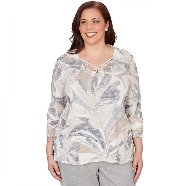 Топ с V-образным вырезом и листовым принтом Plus size Alfred Dunner
Топ с V-образным вырезом и листовым принтом Plus size Alfred Dunner