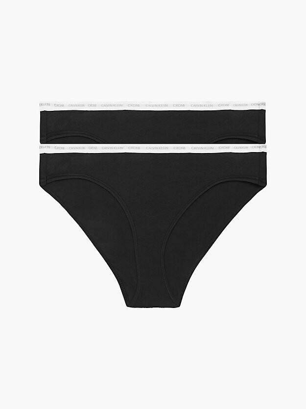 Комплект из 2 трусов-бикини - CK One Calvin Klein, черный
Комплект из 2 трусов-бикини - CK One Calvin Klein, черный