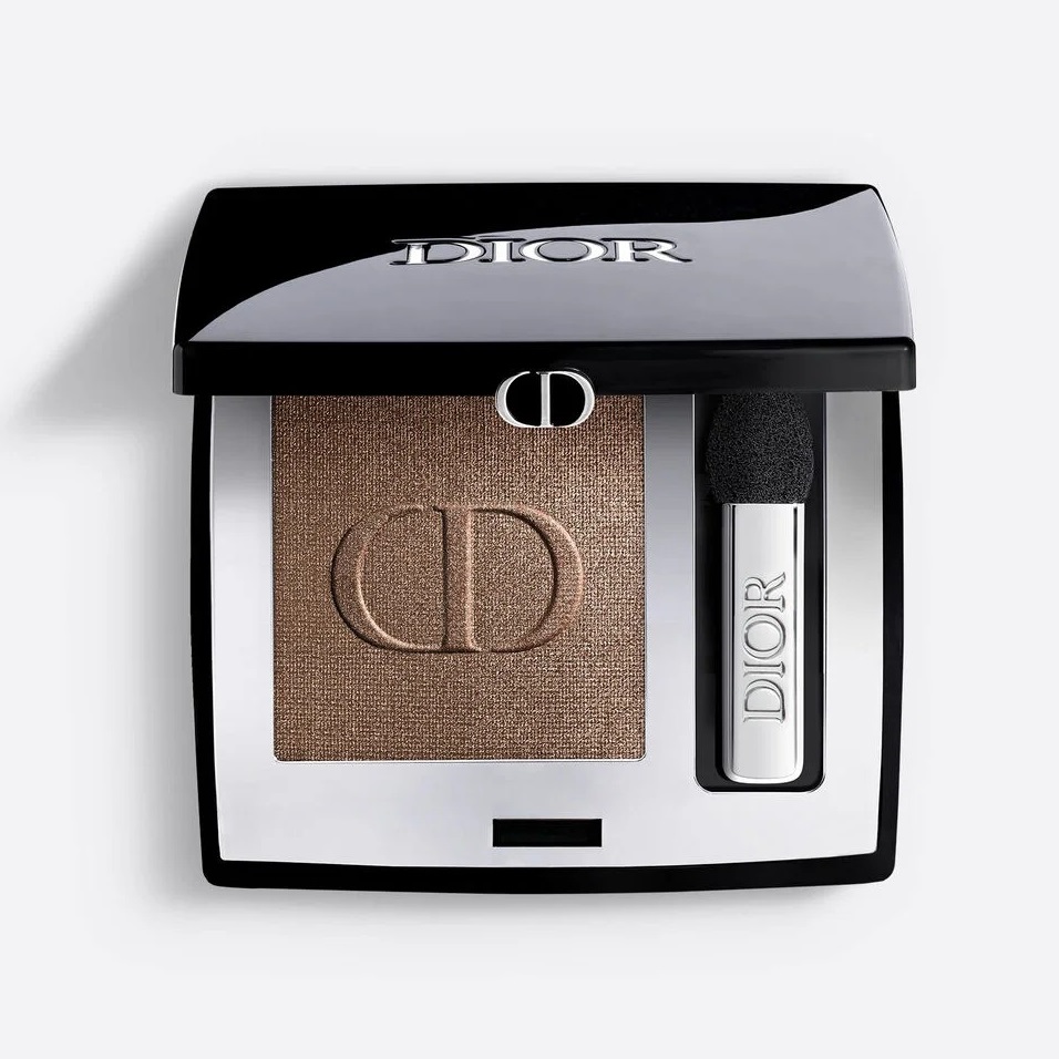 Тени для век Dior Diorshow Mono Couleur Satin, 573 Nude Dress
Тени для век Dior Diorshow Mono Couleur Satin, 573 Nude Dress