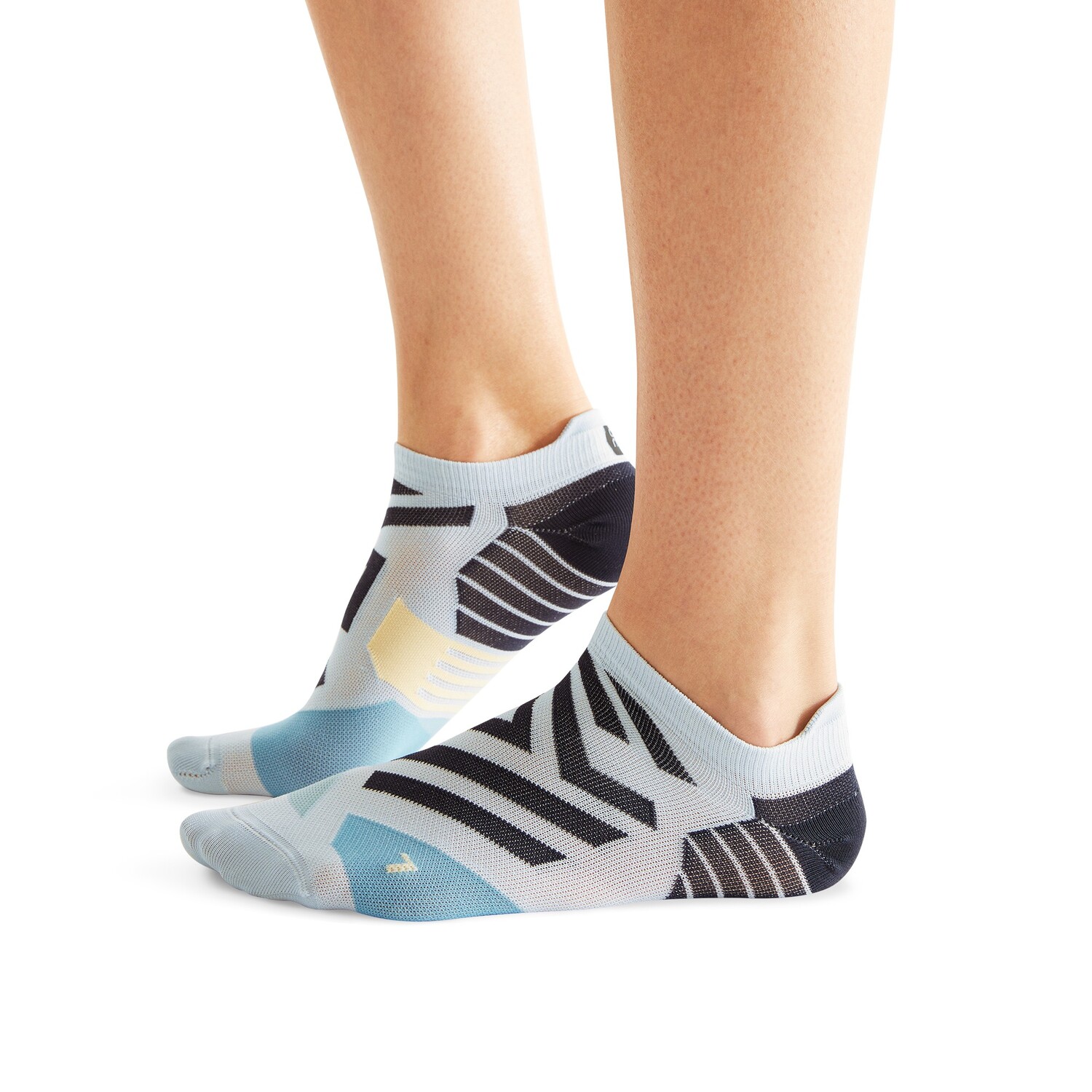 Носки женские On Running Performance Low, голубой 
Носки женские On Running Performance Low, голубой