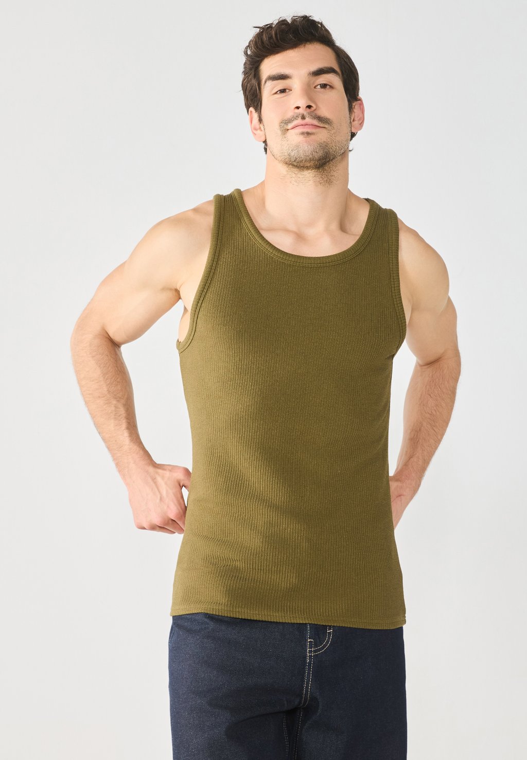 Майка Pier One by Zalando, хаки
Майка Pier One by Zalando, хаки