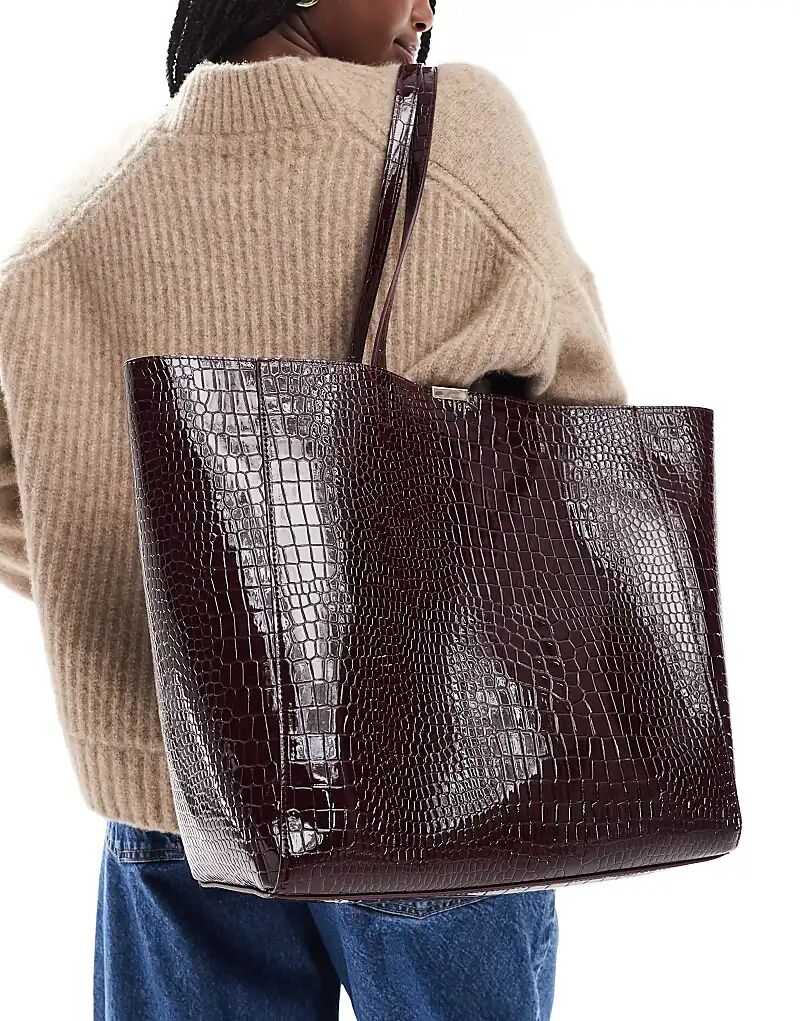 Сумка-тоут New Look из крокодиловой кожи бордового цвета
Сумка-тоут New Look из крокодиловой кожи бордового цвета