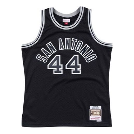 Баскетбольное джерси Mitchell & Ness NBA Swingman Jersey 'San Antonio Spurs - George Gervin 1977-78'
Баскетбольное джерси Mitchell & Ness NBA Swingman Jersey 'San Antonio Spurs - George Gervin 1977-78'