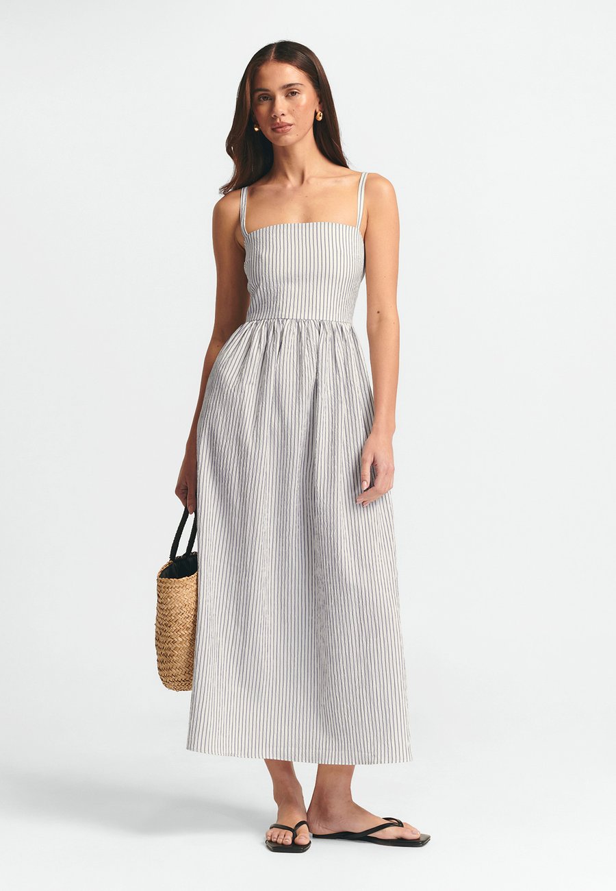 Платье ST MRLO LANAH, Navy Stripe/White
Платье ST MRLO LANAH, Navy Stripe/White