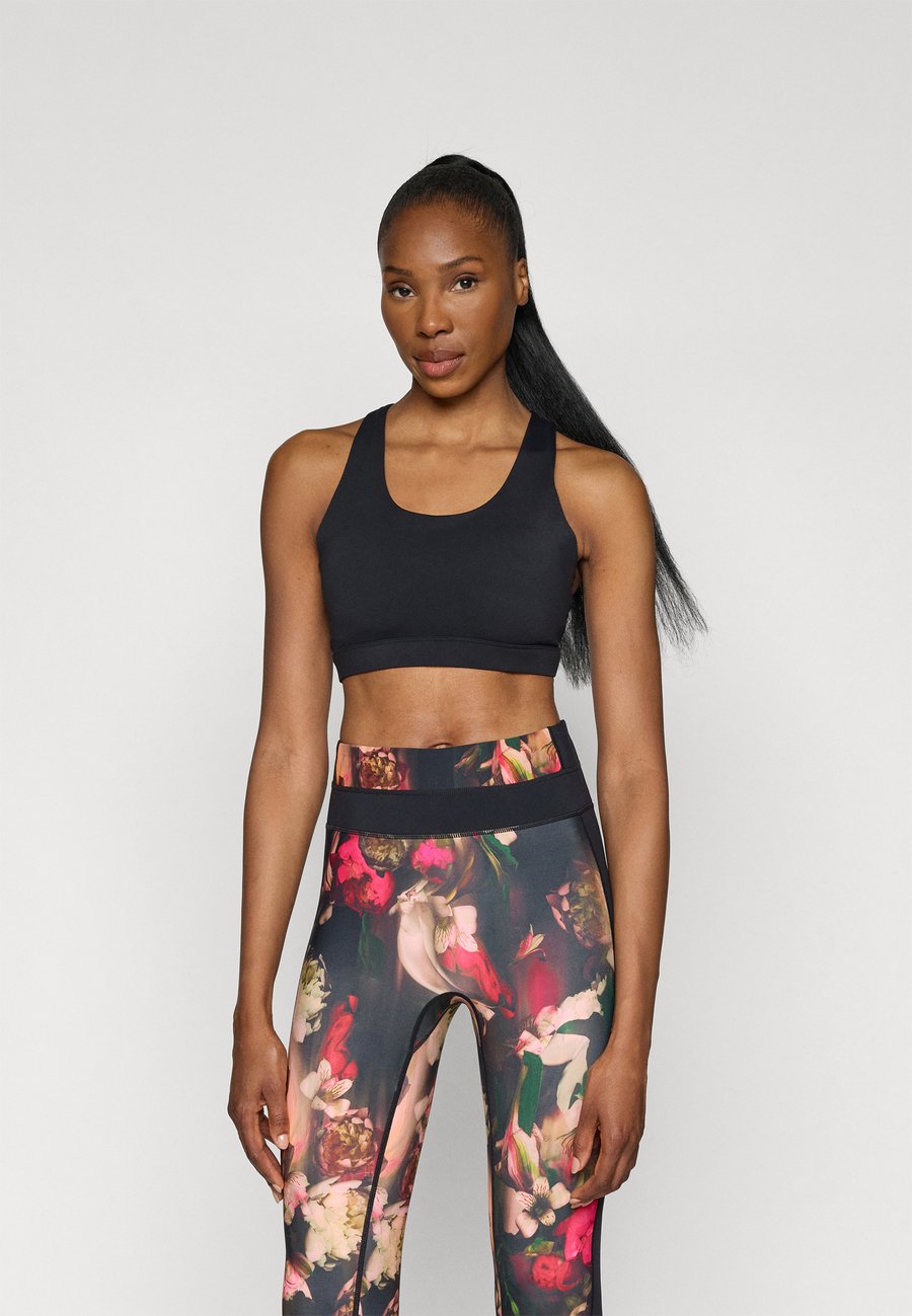 Бюстгальтер Ted Baker Sports IVY, Black
Бюстгальтер Ted Baker Sports IVY, Black