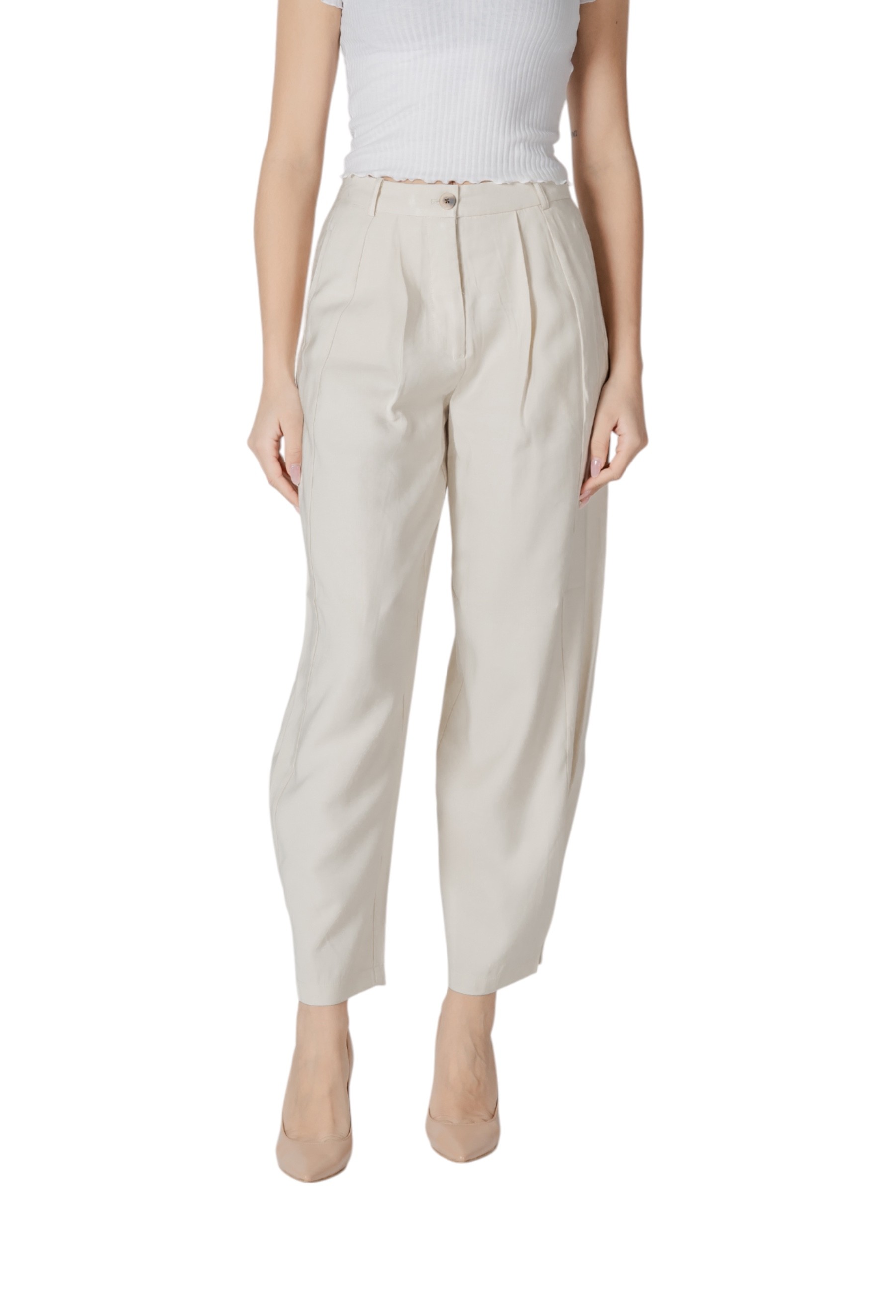 Брюки VILA
Брюки VILA