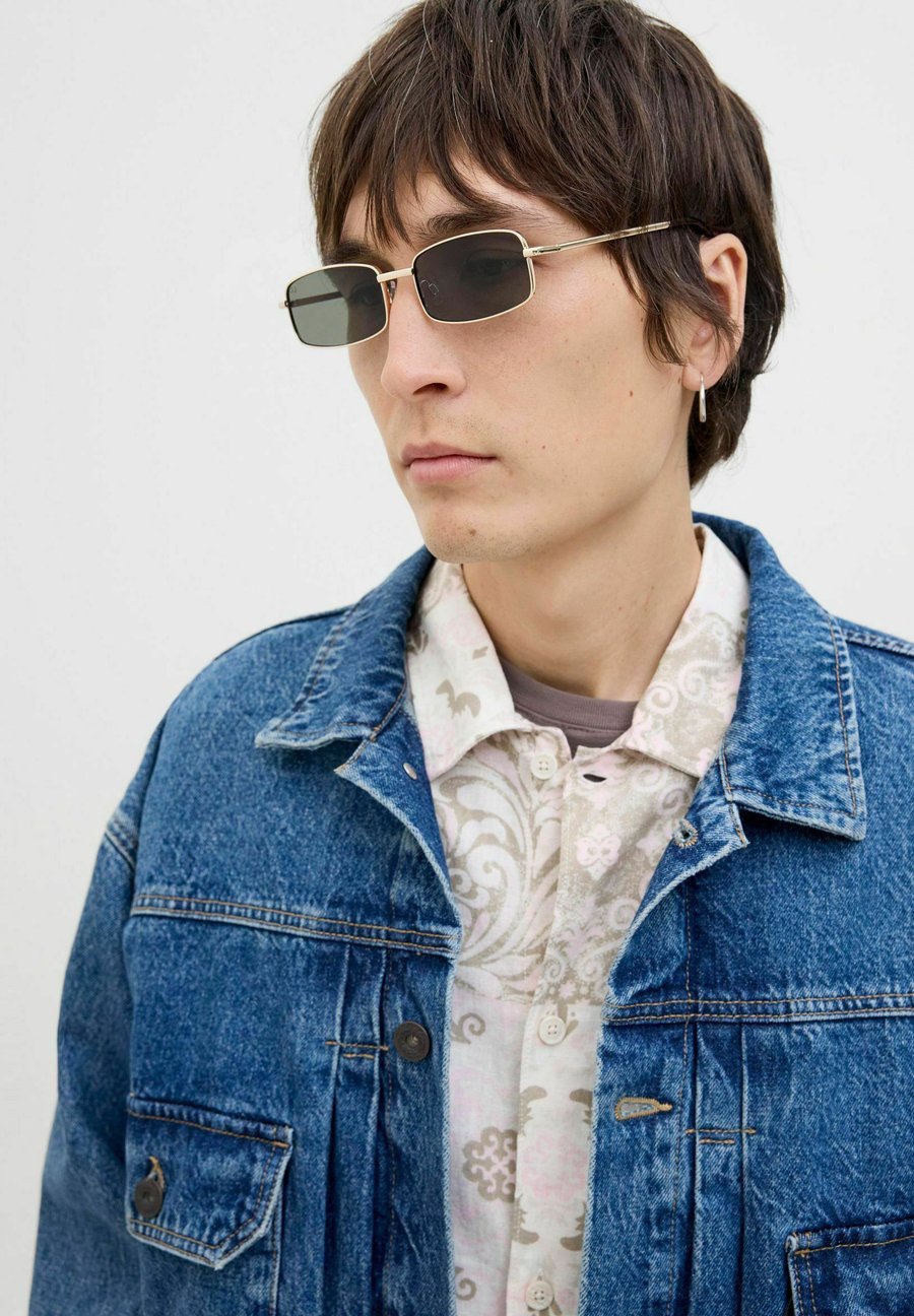 Солнцезащитные очки Jack & Jones Sunglasses, Gold-Coloured
Солнцезащитные очки Jack & Jones Sunglasses, Gold-Coloured