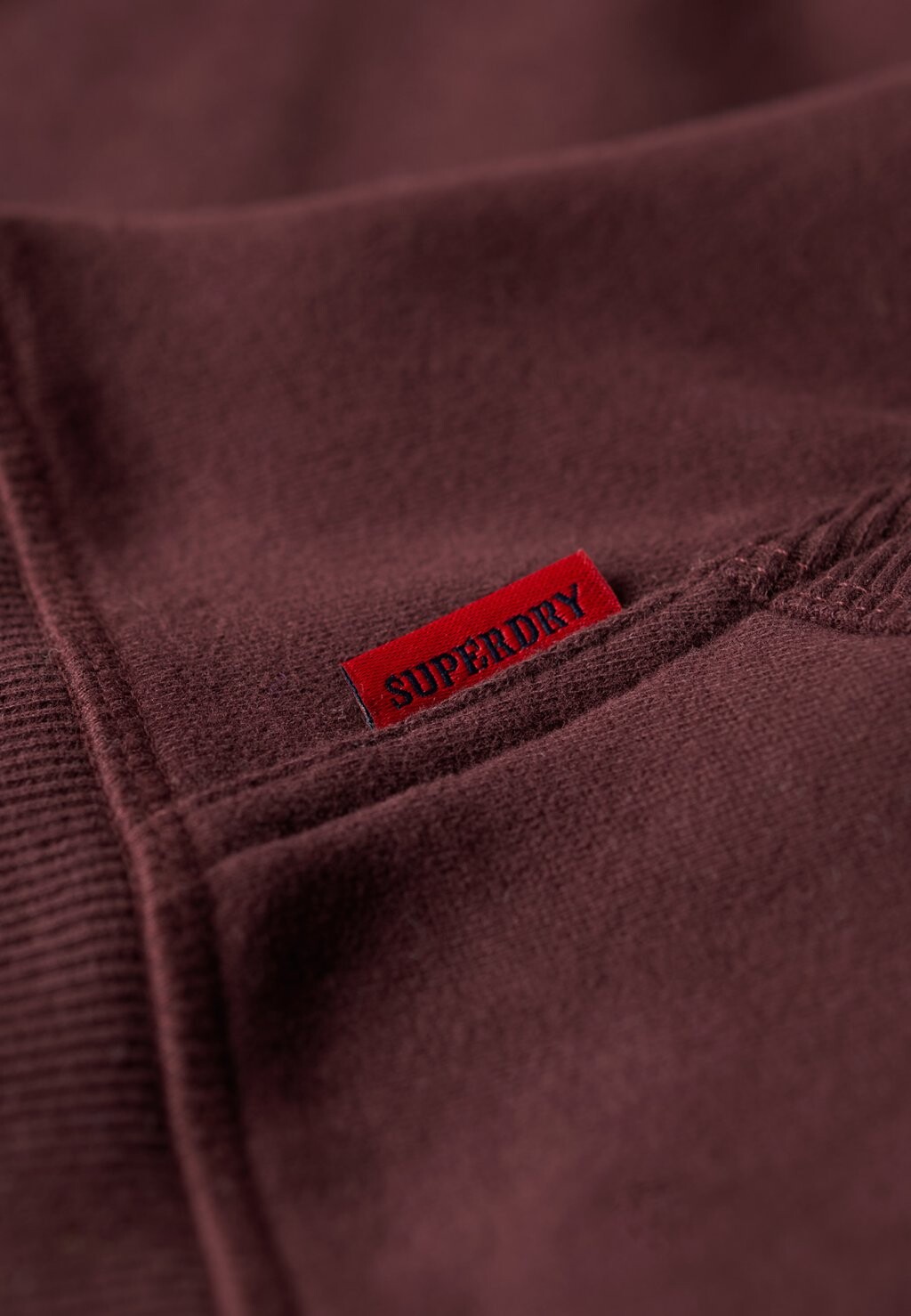 Толстовка с капюшоном ESSENTIAL LOGO Superdry, цвет Mottled Bordeaux
Толстовка с капюшоном ESSENTIAL LOGO Superdry, цвет Mottled Bordeaux