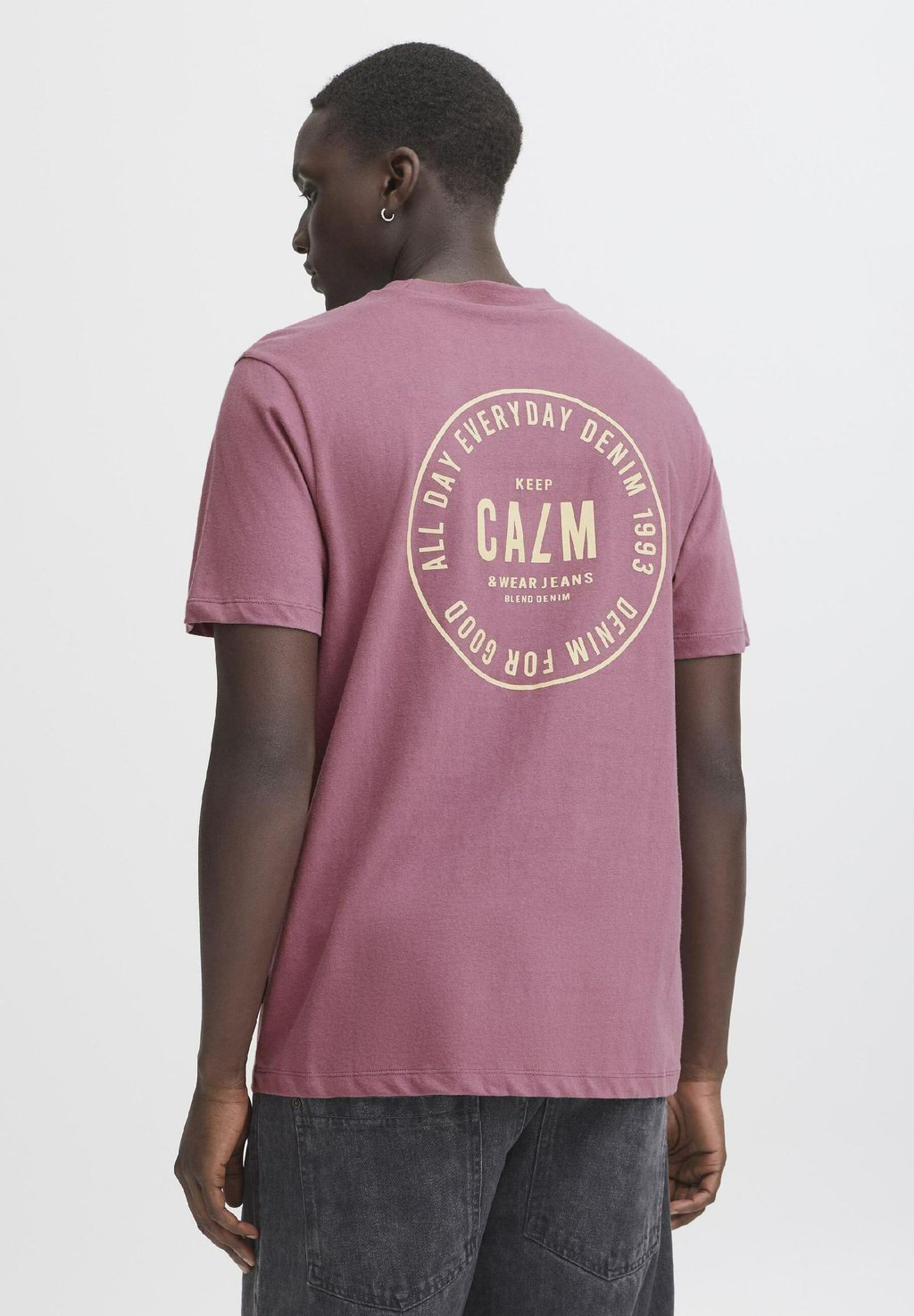 Футболка с принтом BHJOEL Blend, фиолетовый
Футболка с принтом BHJOEL Blend, фиолетовый