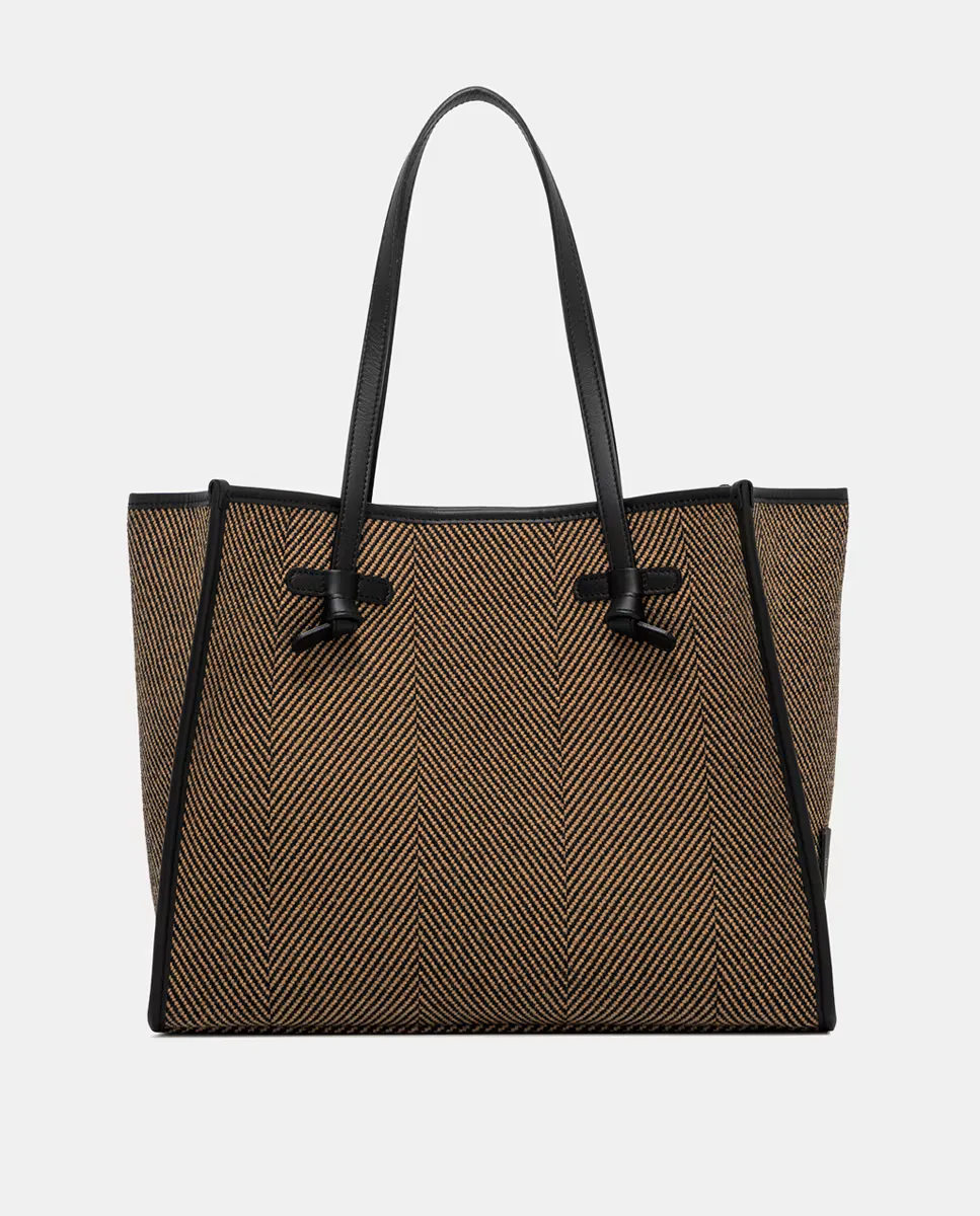 Сумка Marcella Spiga легкая и вместительная Gianni Chiarini, черный
Сумка Marcella Spiga легкая и вместительная Gianni Chiarini, черный