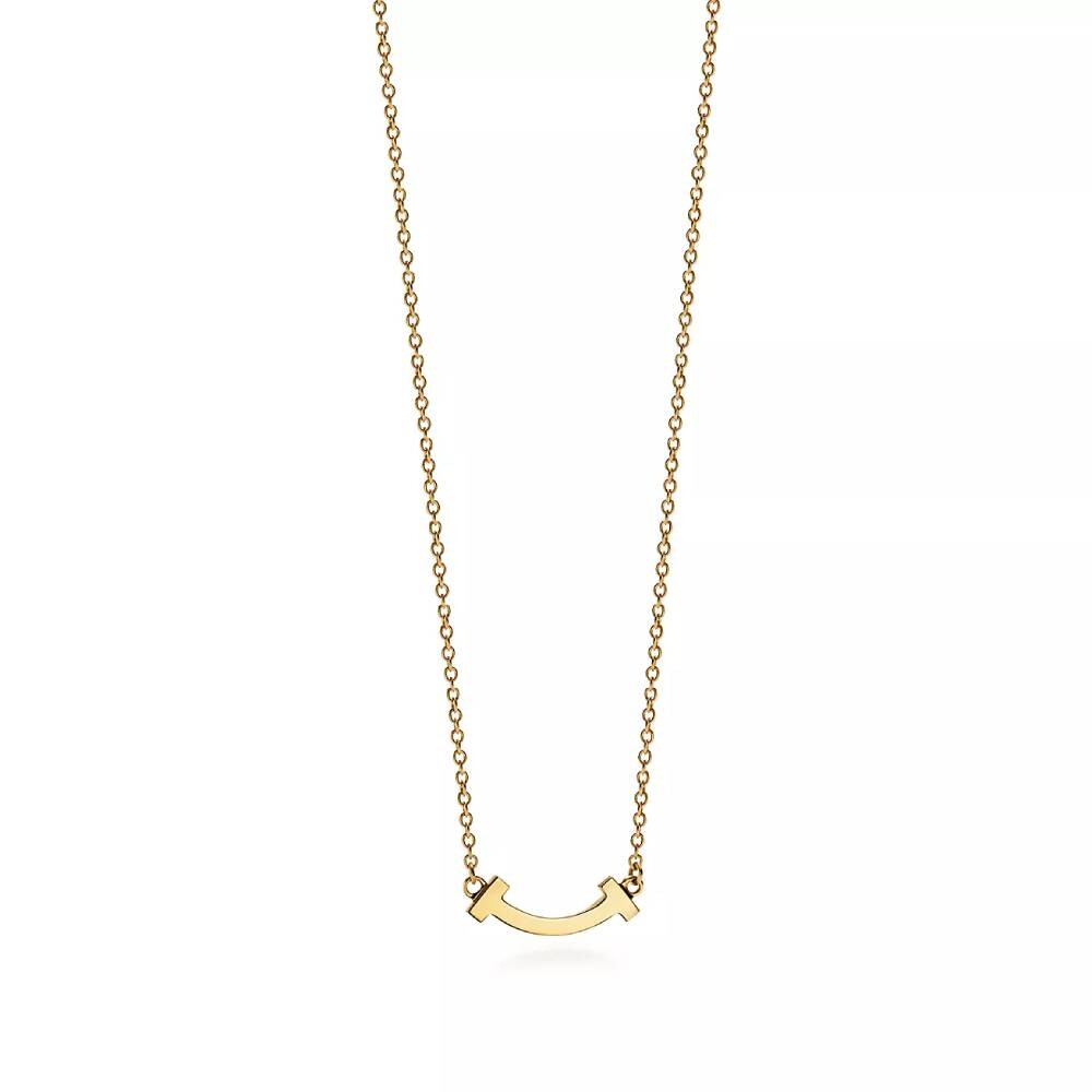 Кулон с цепочкой Tiffany & Co. Smile, желтое золото
Кулон с цепочкой Tiffany & Co. Smile, желтое золото
