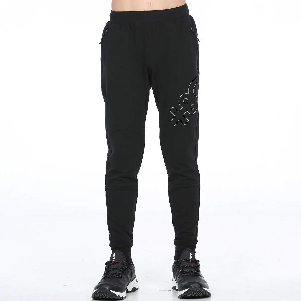 Lodoso 23I +8000 детские брюки, чёрный
Lodoso 23I +8000 детские брюки, чёрный