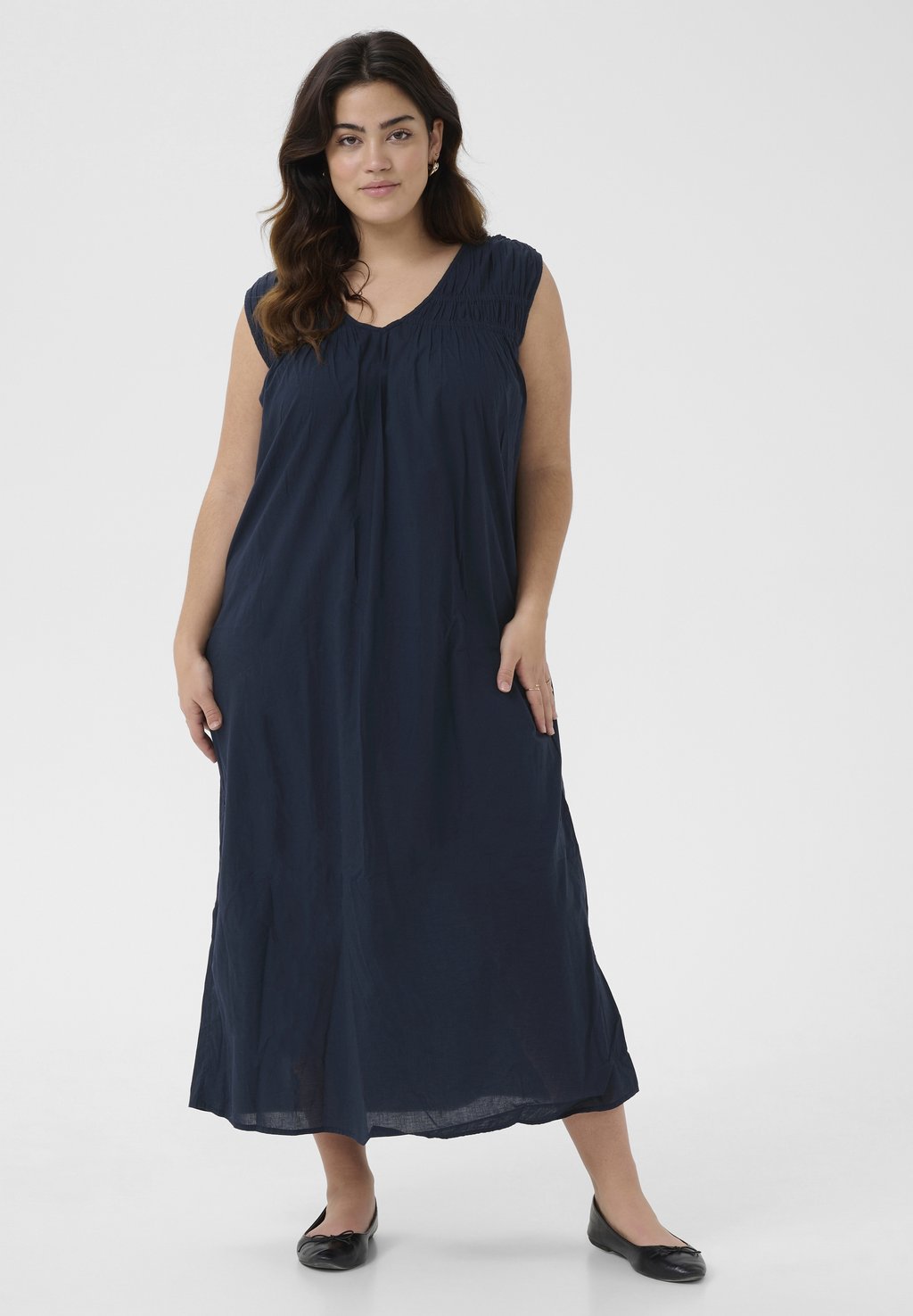 Повседневное платье KCTHIA Kaffe Curve, темно-синий
Повседневное платье KCTHIA Kaffe Curve, темно-синий