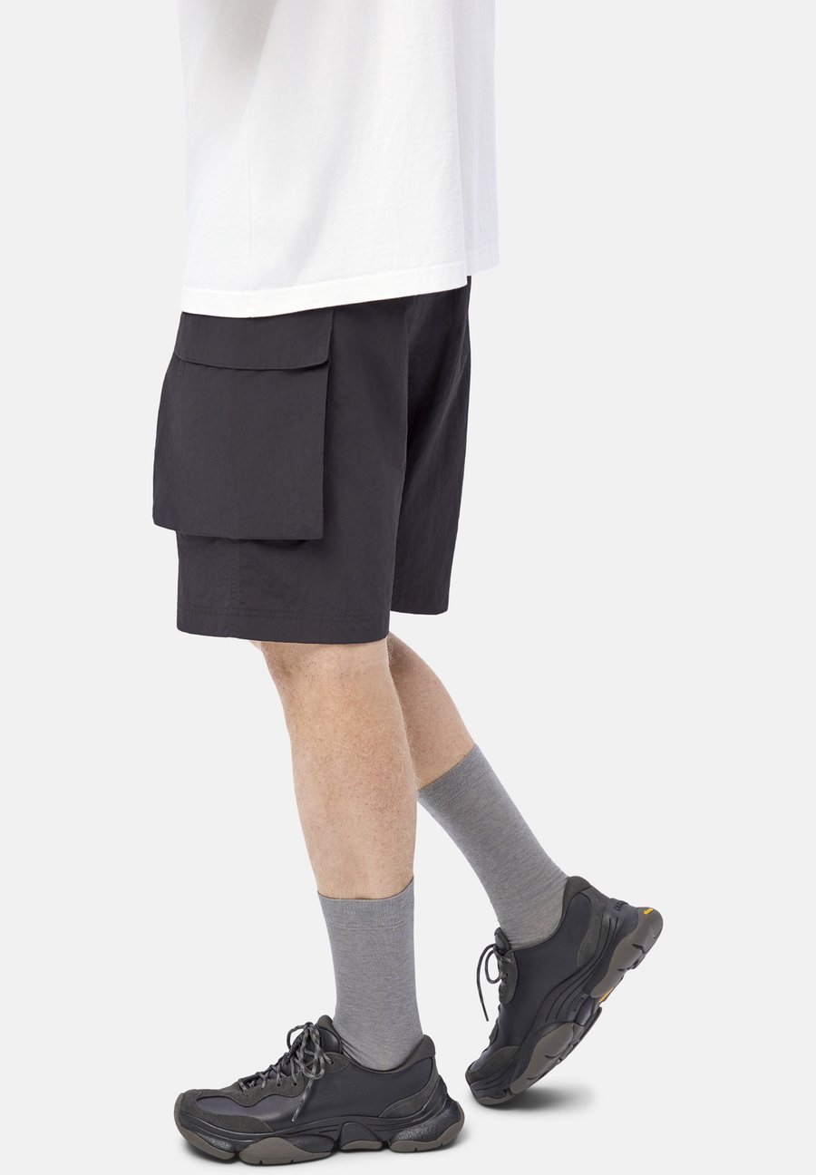 Кроссовки Camper KARST, Schwarz/Black
Кроссовки Camper KARST, Schwarz/Black