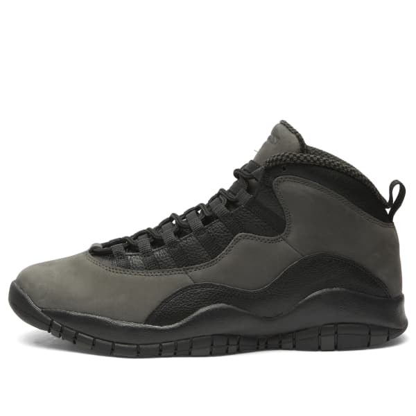 10 ретро кроссовок Air Jordan, серый, красный & черный
10 ретро кроссовок Air Jordan, серый, красный & черный