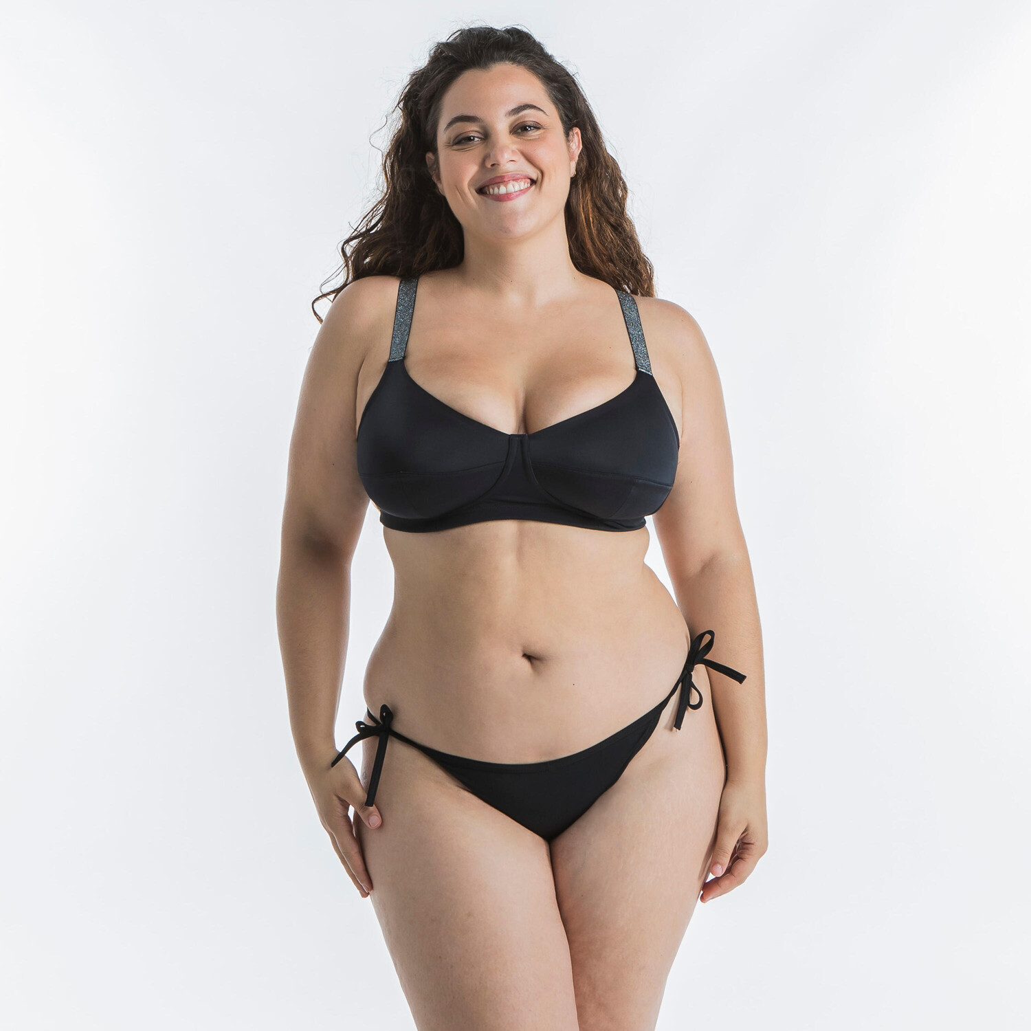 Верх бикини для серфинга Balconnet Astrid черный с удобной текстильной вешалкой OLAIAN, черный
Верх бикини для серфинга Balconnet Astrid черный с удобной текстильной вешалкой OLAIAN, черный