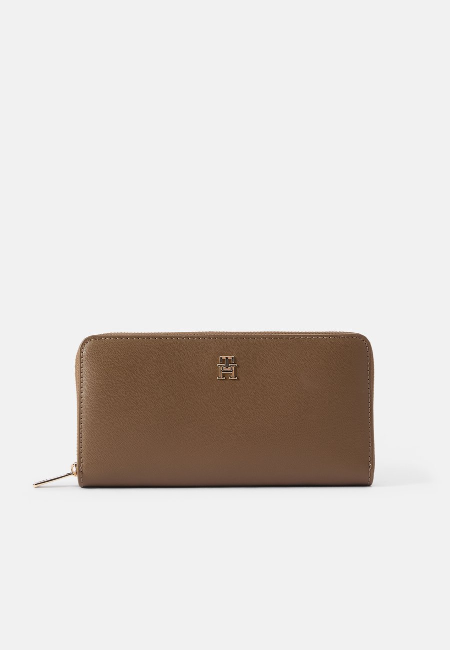 Кошелек Tommy Hilfiger ICON, Nordic Taupe/Taupe
Кошелек Tommy Hilfiger ICON, Nordic Taupe/Taupe
