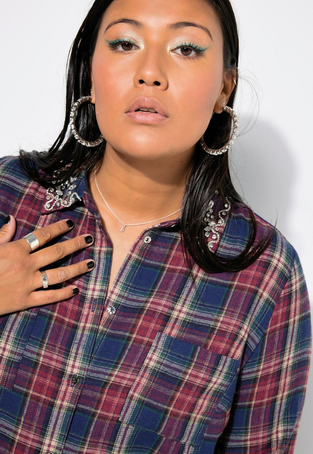 Блузка на пуговицах Studio Untold, темно-фиолетовый
Блузка на пуговицах Studio Untold, темно-фиолетовый