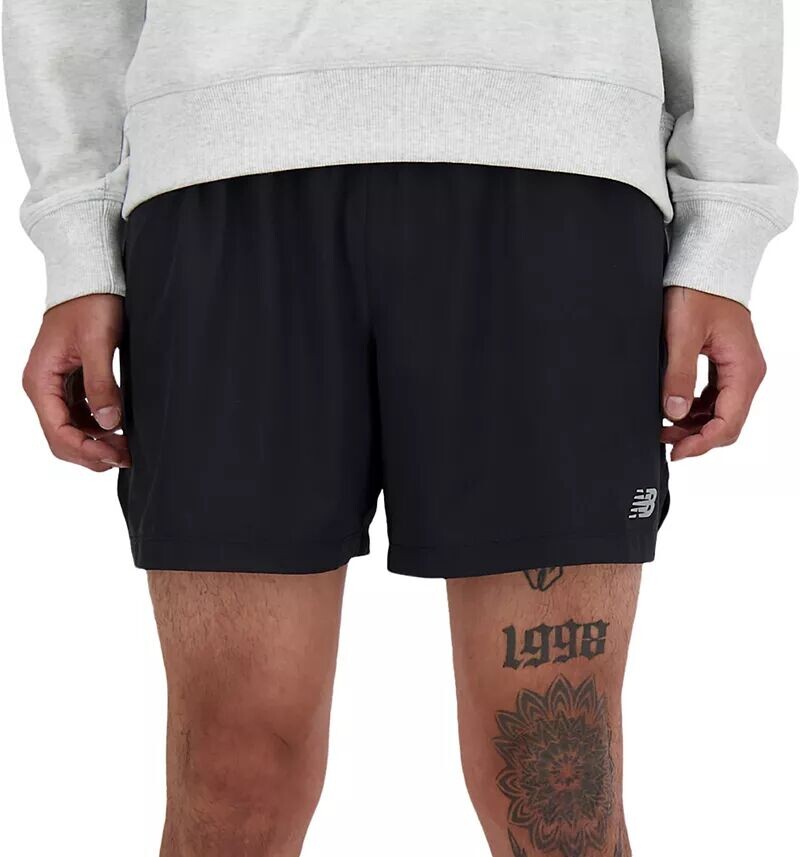 Мужские шорты New Balance 5 дюймов с радиоуправлением, черный
Мужские шорты New Balance 5 дюймов с радиоуправлением, черный