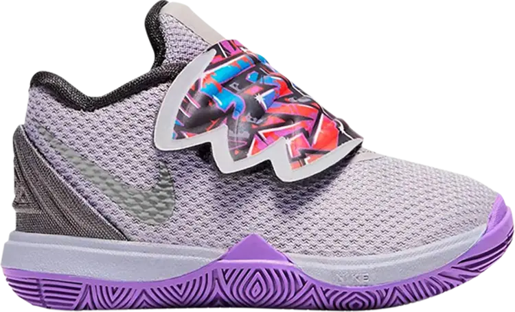Кроссовки Nike Kyrie 5 TD 'Graffiti', серый
Кроссовки Nike Kyrie 5 TD 'Graffiti', серый