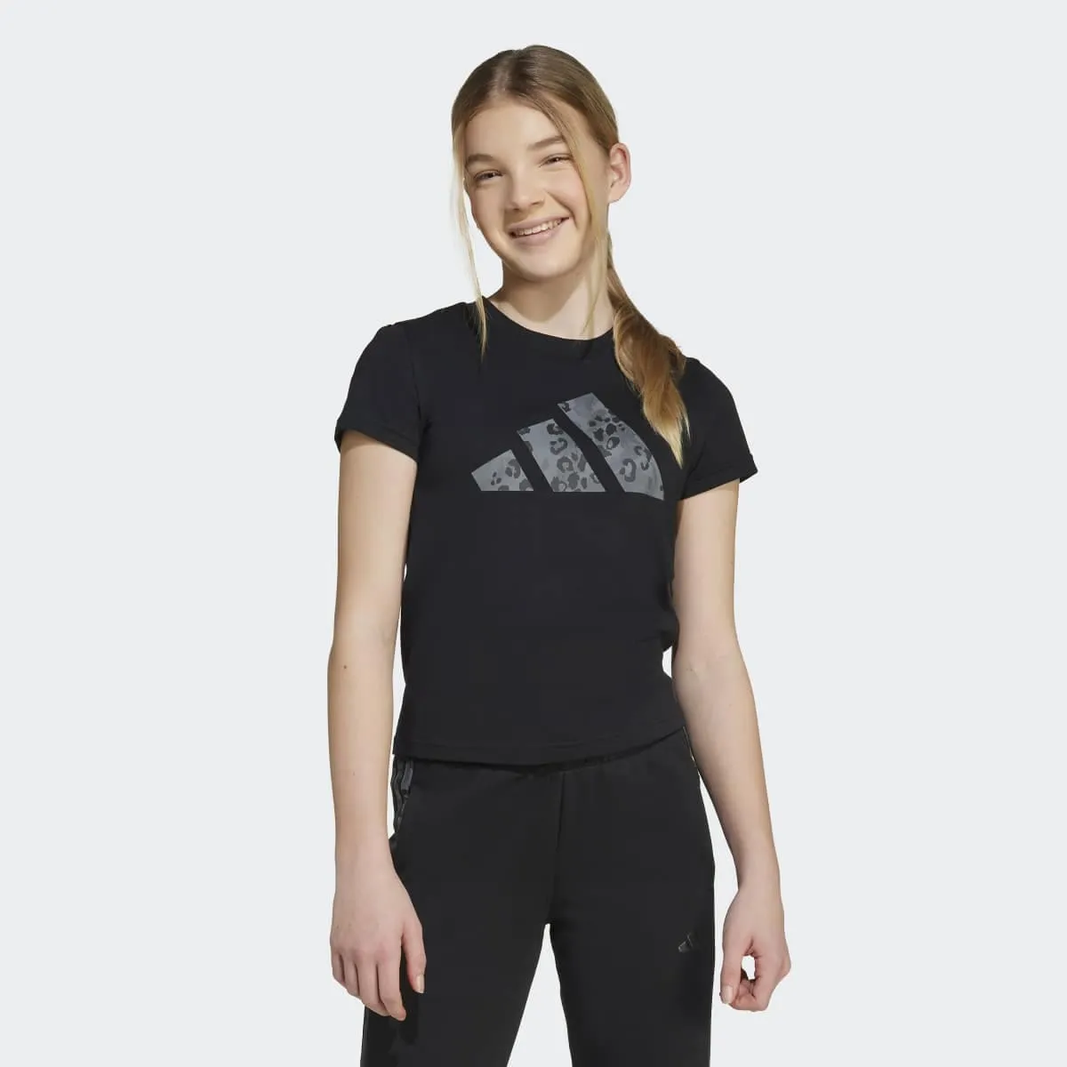 Детская футболка для девочек с большим логотипом Animal, однослойная, adidas, черный
Детская футболка для девочек с большим логотипом Animal, однослойная, adidas, черный