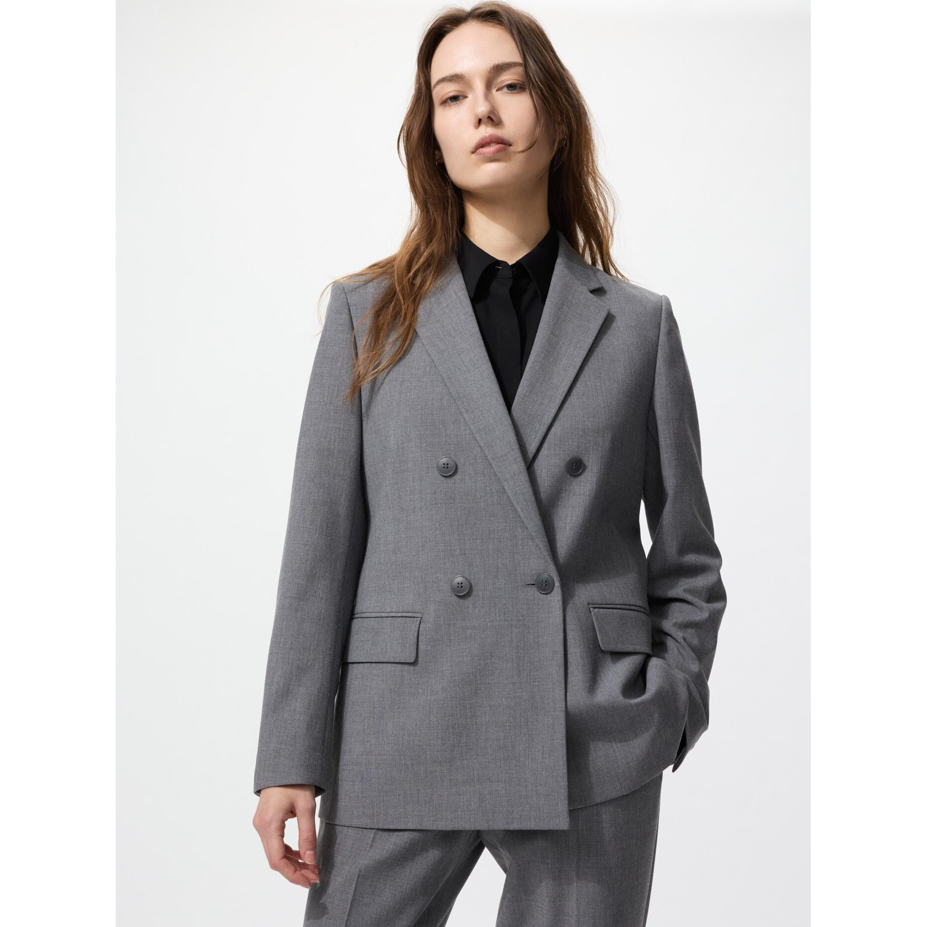 Двубортный пиджак Uniqlo женский, небесно-серый
Двубортный пиджак Uniqlo женский, небесно-серый