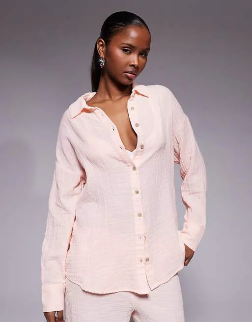 Розовая пляжная рубашка из муслина на двойной подкладке River Island
Розовая пляжная рубашка из муслина на двойной подкладке River Island