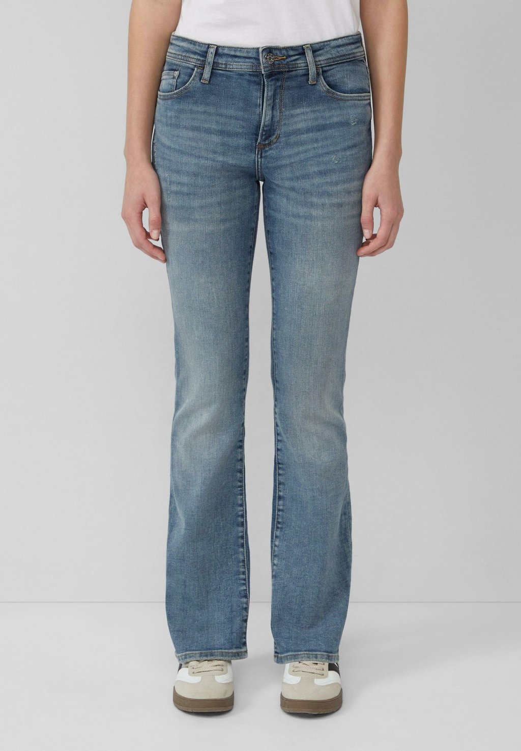 Джинсы Bootcut BEVERLY s.Oliver, цвет Blau
Джинсы Bootcut BEVERLY s.Oliver, цвет Blau