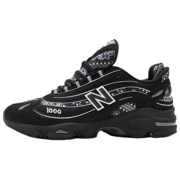 Кроссовки 1000 Atmos Bāṅdhnū New Balance, Black White
Кроссовки 1000 Atmos Bāṅdhnū New Balance, Black White