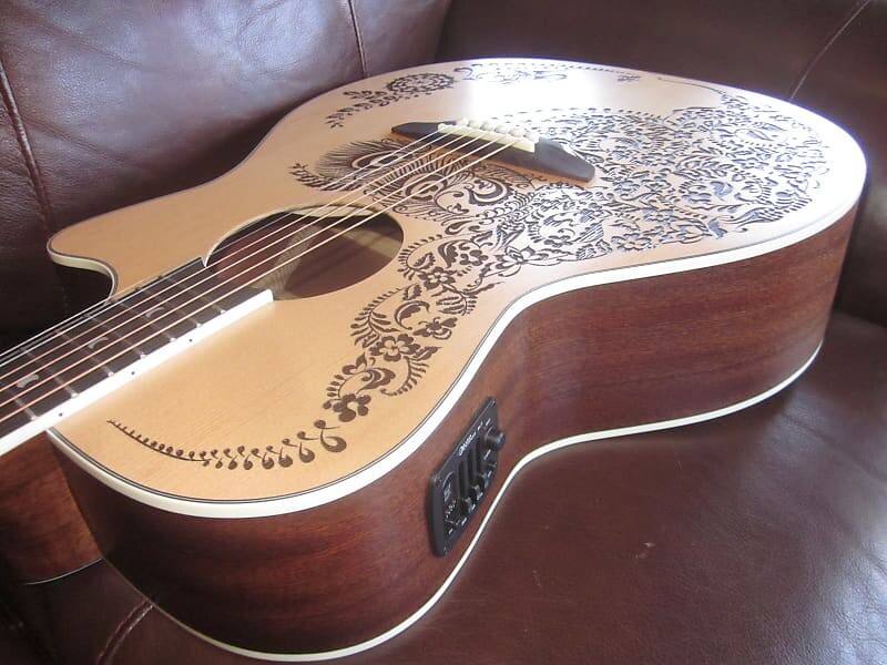 Акустическая гитара Luna Henna Oasis Acoustic Electric Guitar HEN OA SPR - Mahogany/Spruce
Акустическая гитара Luna Henna Oasis Acoustic Electric Guitar HEN OA SPR - Mahogany/Spruce