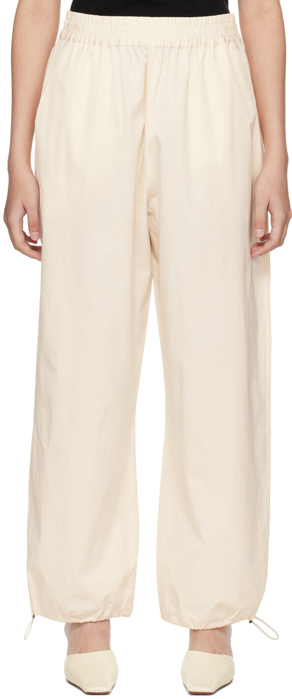 Брюки Off-White Gia Studio Nicholson, Белый, Брюки Off-White Gia Studio Nicholson
Брюки Off-White Gia Studio Nicholson, Белый, Брюки Off-White Gia Studio Nicholson