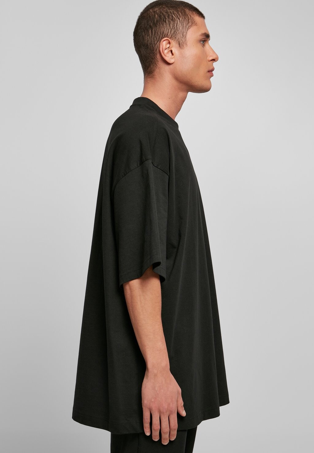 Базовая футболка Huge Urban Classics, черная, Черный, Базовая футболка Huge Urban Classics, черная
Базовая футболка Huge Urban Classics, черная, Черный, Базовая футболка Huge Urban Classics, черная