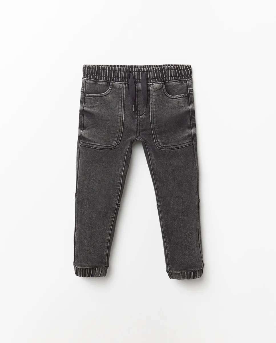 Джинсовые джоггеры с манжетами Sfera, темно-серый
Джинсовые джоггеры с манжетами Sfera, темно-серый