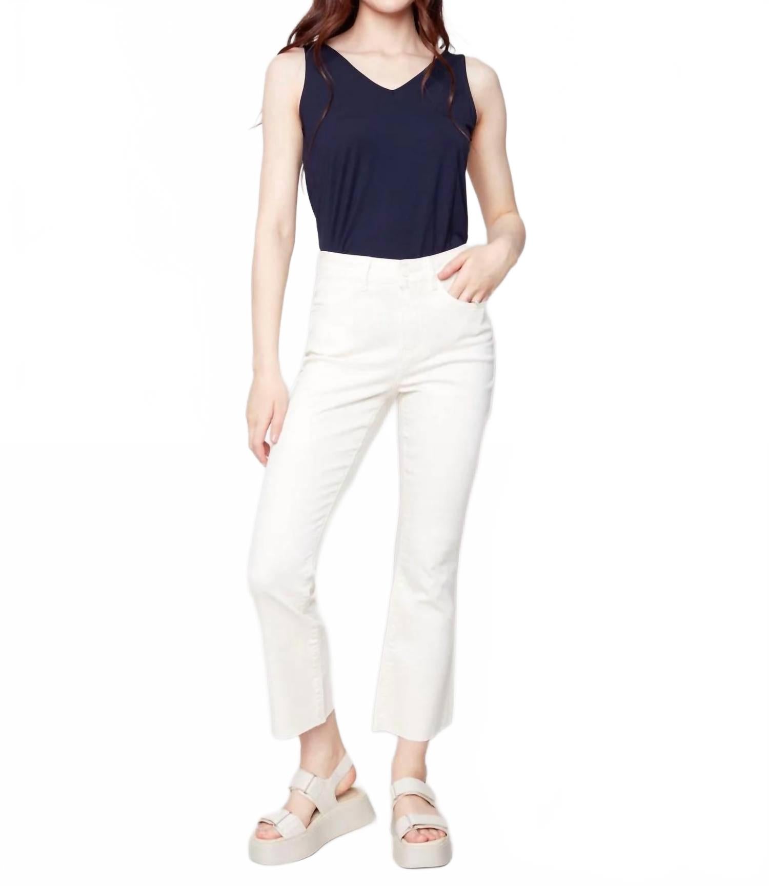 Брюки клеш с необработанным краем в кремовом цвете CHARLIE B
Брюки клеш с необработанным краем в кремовом цвете CHARLIE B