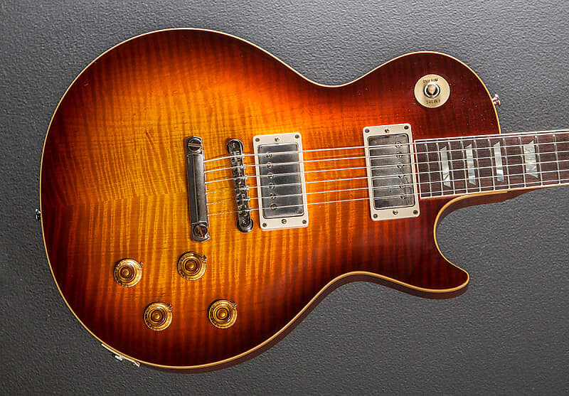 Стандартное переиздание Les Paul 1959 года - Believer Burst Gibson Les Paul Reissue - Believer Burst 
Стандартное переиздание Les Paul 1959 года - Believer Burst Gibson Les Paul Reissue - Believer Burst