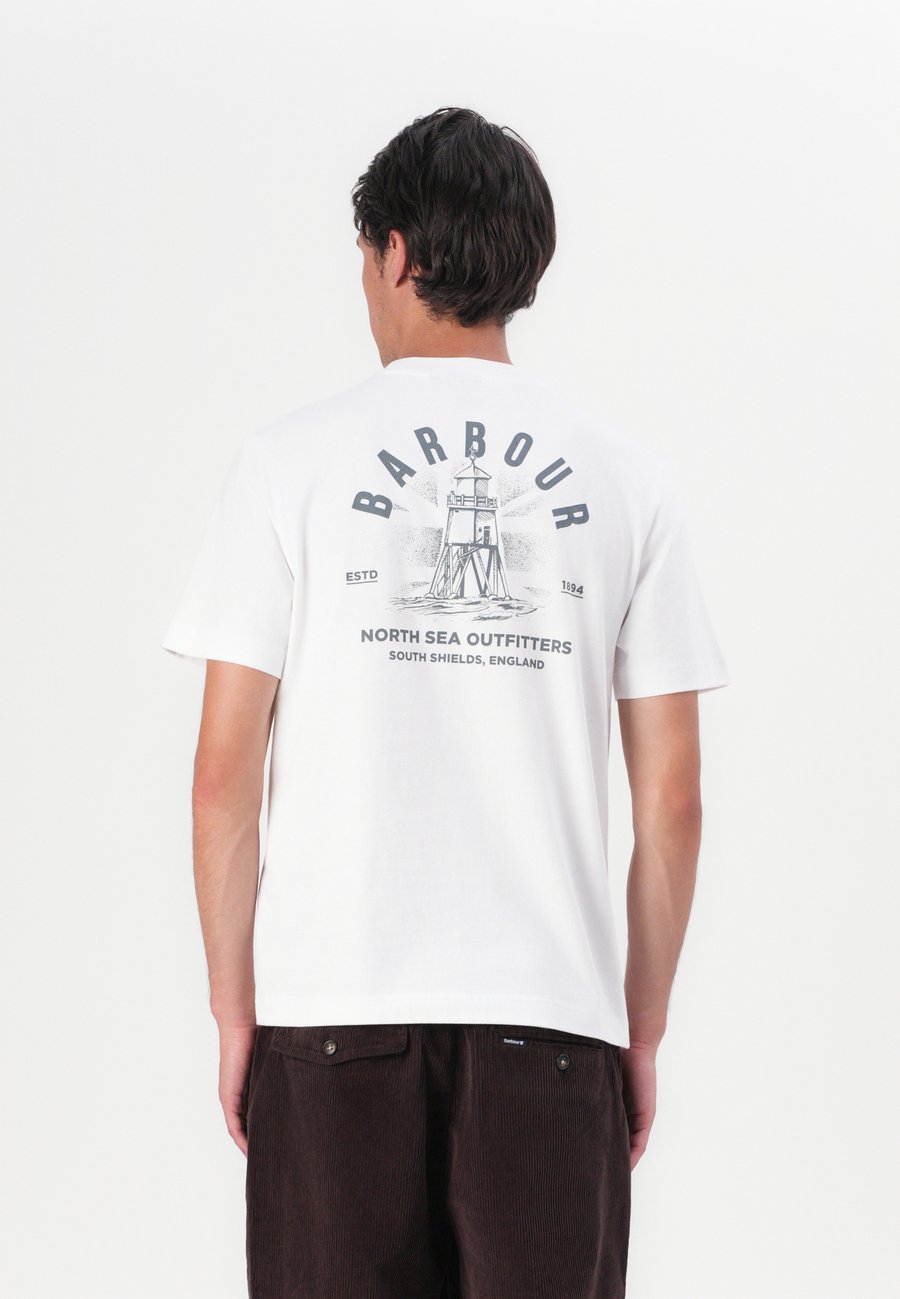 Футболка Barbour RELAXED SOUTER, White
Футболка Barbour RELAXED SOUTER, White