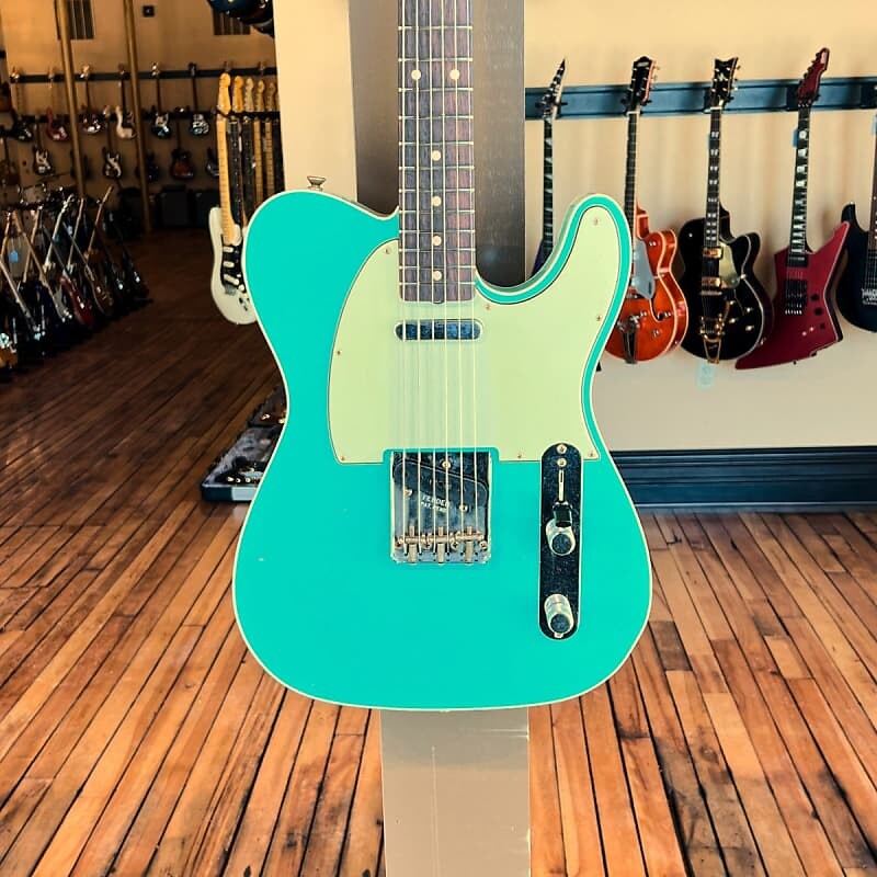 1960 Journeyman Relic Tele Custom Fender
1960 Journeyman Relic Tele Custom Fender