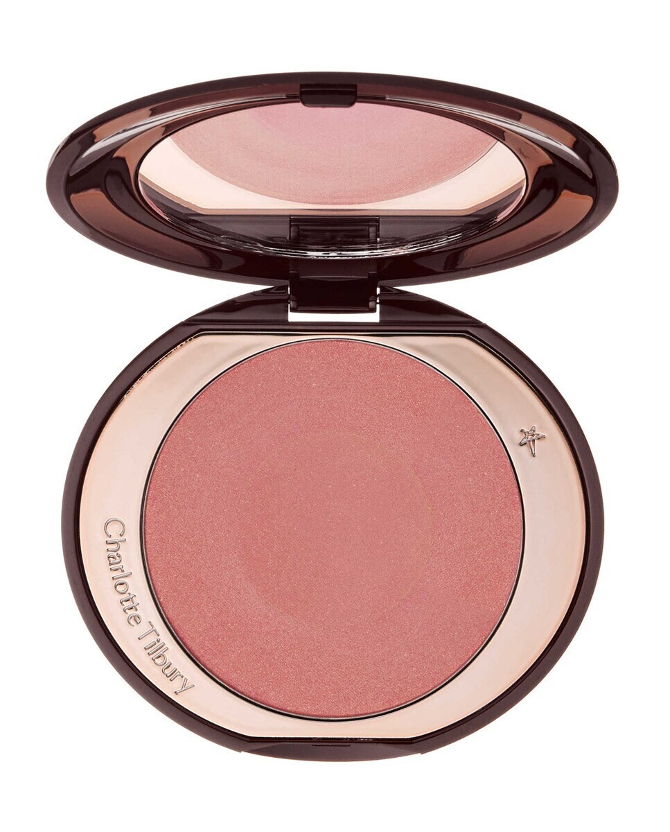 Румяна Charlotte Tilbury Cheek To Chic, оттенок Love Glow
Румяна Charlotte Tilbury Cheek To Chic, оттенок Love Glow