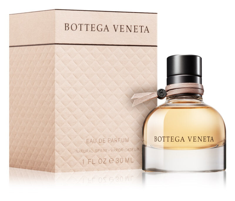 Bottega Veneta парфюмерная вода спрей 30мл
Bottega Veneta парфюмерная вода спрей 30мл