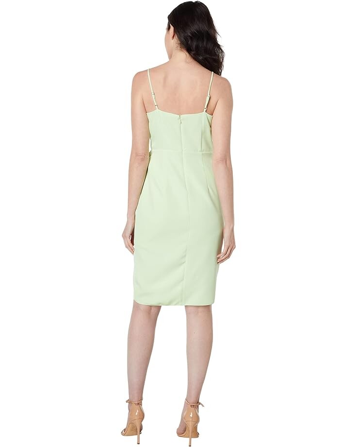 Платье BCBGeneration V-Neck Wrap Dress GT02D26, цвет Green Pea 
Платье BCBGeneration V-Neck Wrap Dress GT02D26, цвет Green Pea