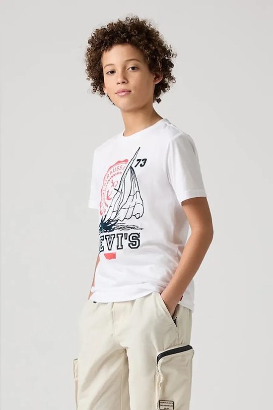 Футболка COASTAL CLUB TEE Levi'S, белый
Футболка COASTAL CLUB TEE Levi'S, белый