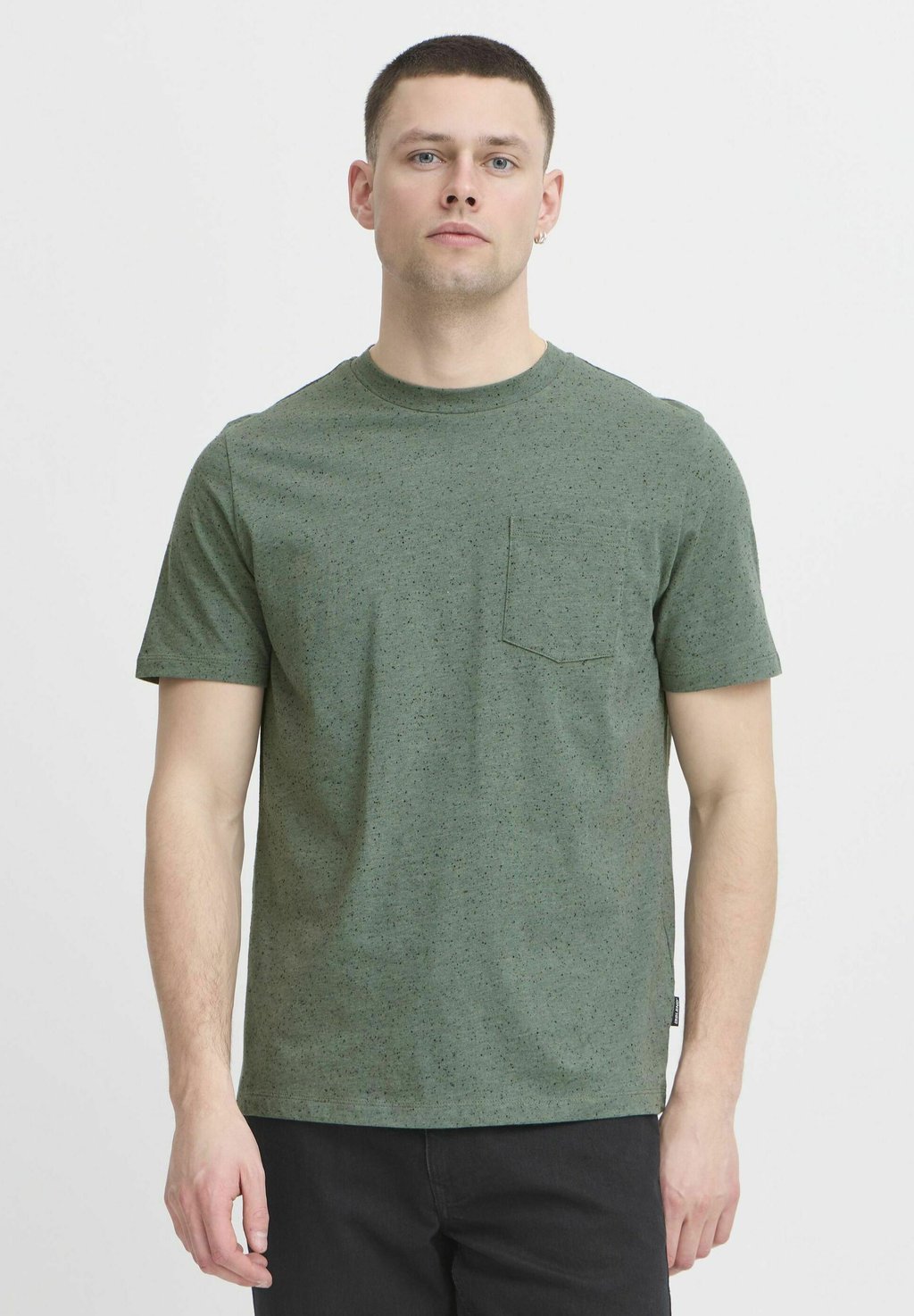 Базовая футболка BHJEVAN Blend, цвет Duck Green
Базовая футболка BHJEVAN Blend, цвет Duck Green