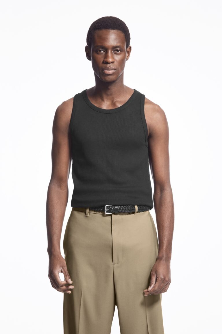 Майка в рубчик Cos, черный
Майка в рубчик Cos, черный