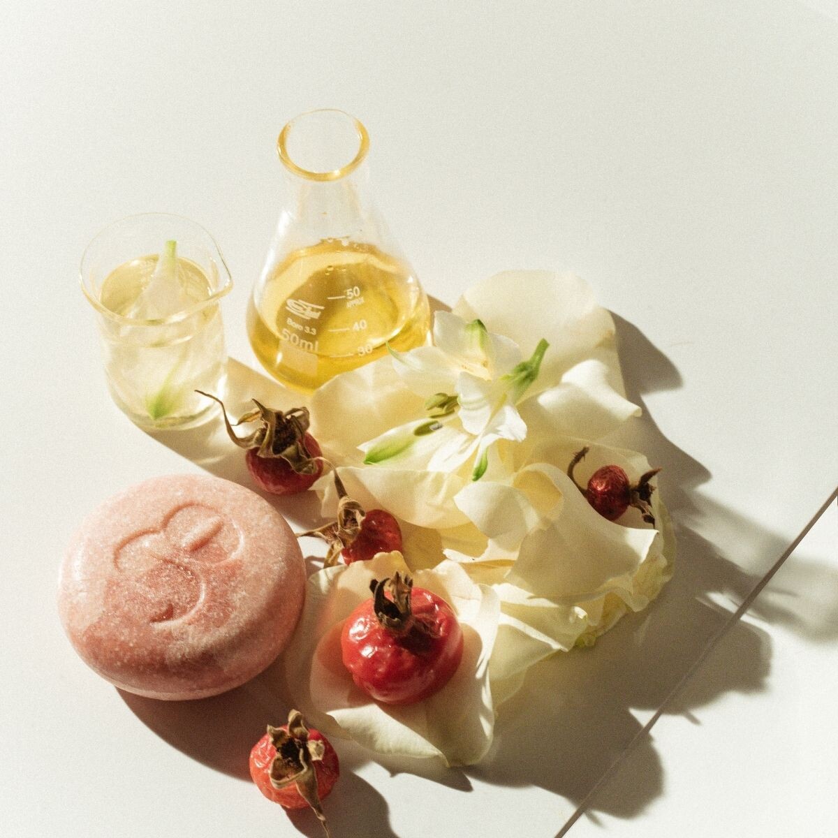 Soap for Globe Colour Rich Шампунь Bar с экстрактом алоэ вера и комплексом защиты цвета для окрашенных волос, 80 г
Soap for Globe Colour Rich Шампунь Bar с экстрактом алоэ вера и комплексом защиты цвета для окрашенных волос, 80 г