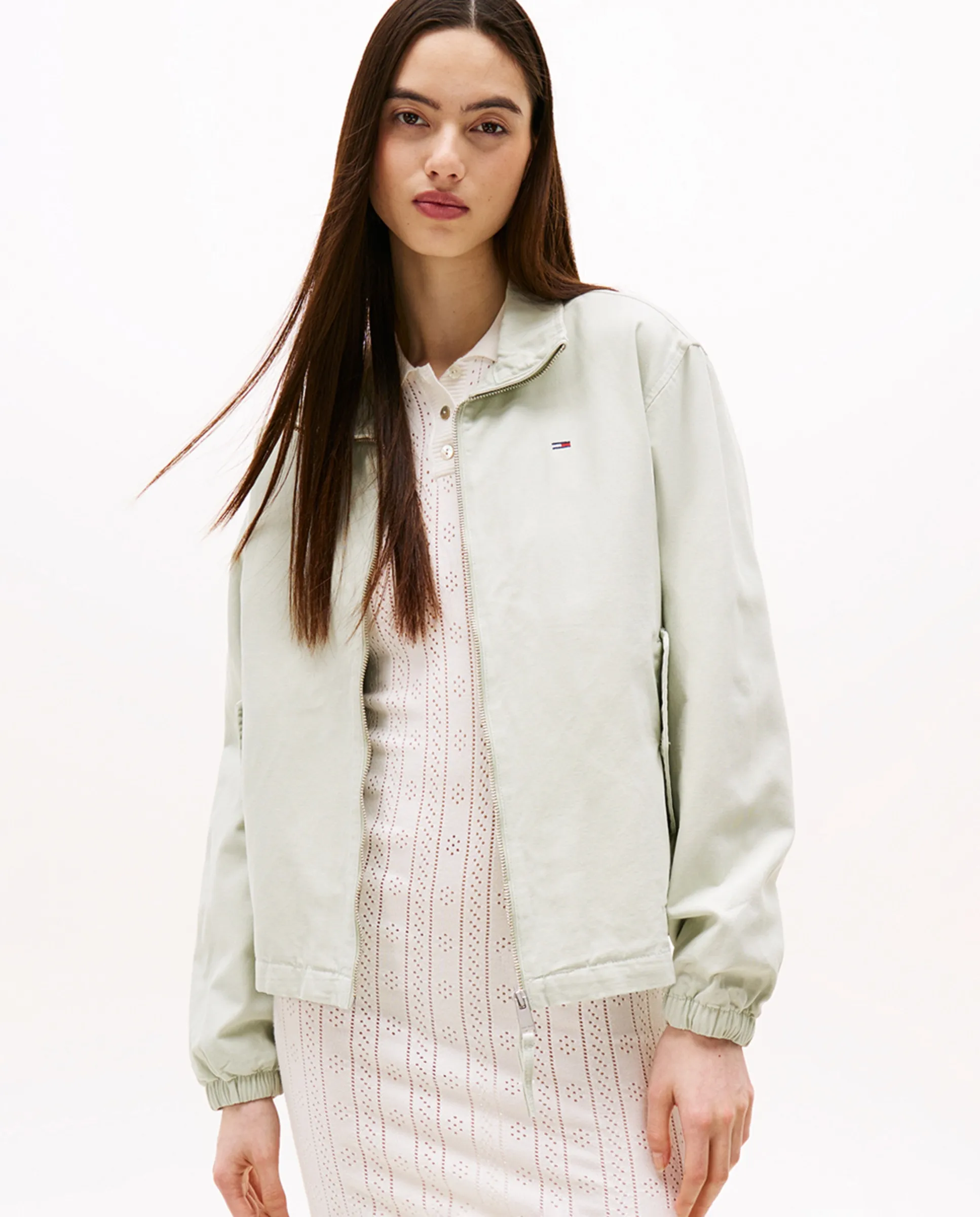 Женская куртка прямого кроя на молнии Tommy Jeans, светло-зеленый 
Женская куртка прямого кроя на молнии Tommy Jeans, светло-зеленый