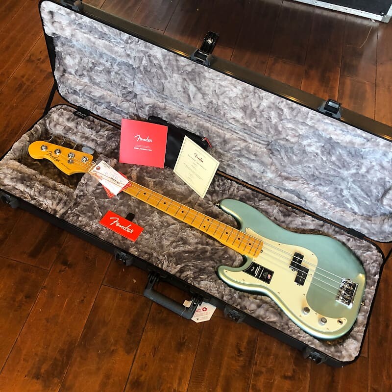 Fender American Professional II Precision Bass для левшей MN Mystic Surf Green 8 фунтов, 8 унций US21002117 American Professional II Left-handed Precision Bass MN
Fender American Professional II Precision Bass для левшей MN Mystic Surf Green 8 фунтов, 8 унций US21002117 American Professional II Left-handed Precision Bass MN