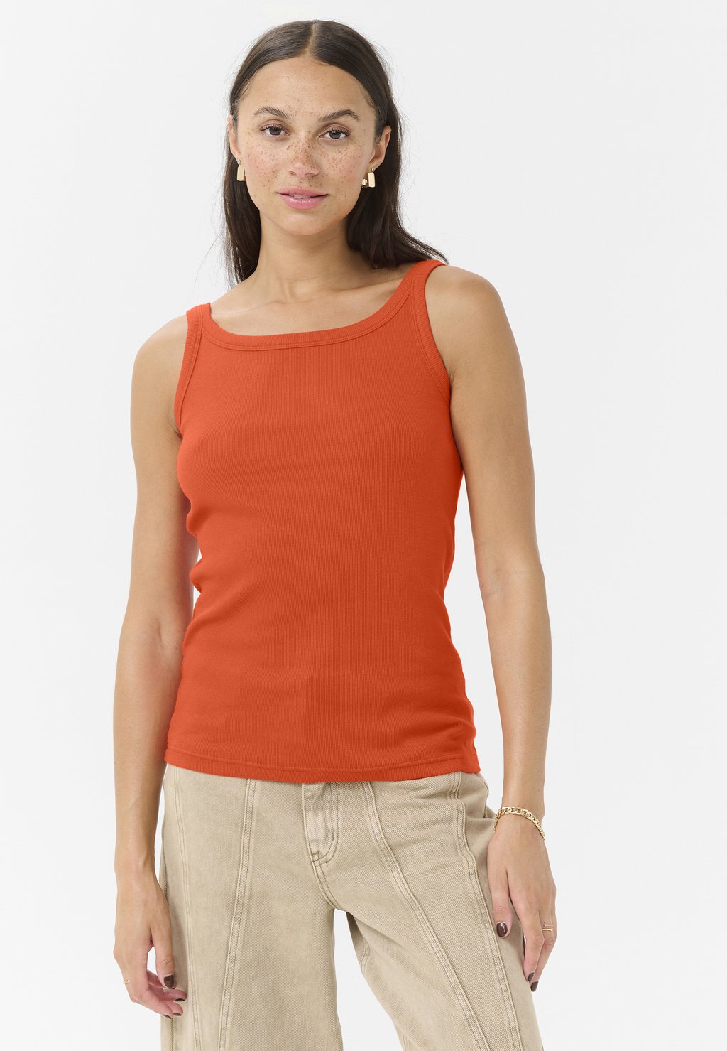 Топ CARNA Kaffe, красный
Топ CARNA Kaffe, красный