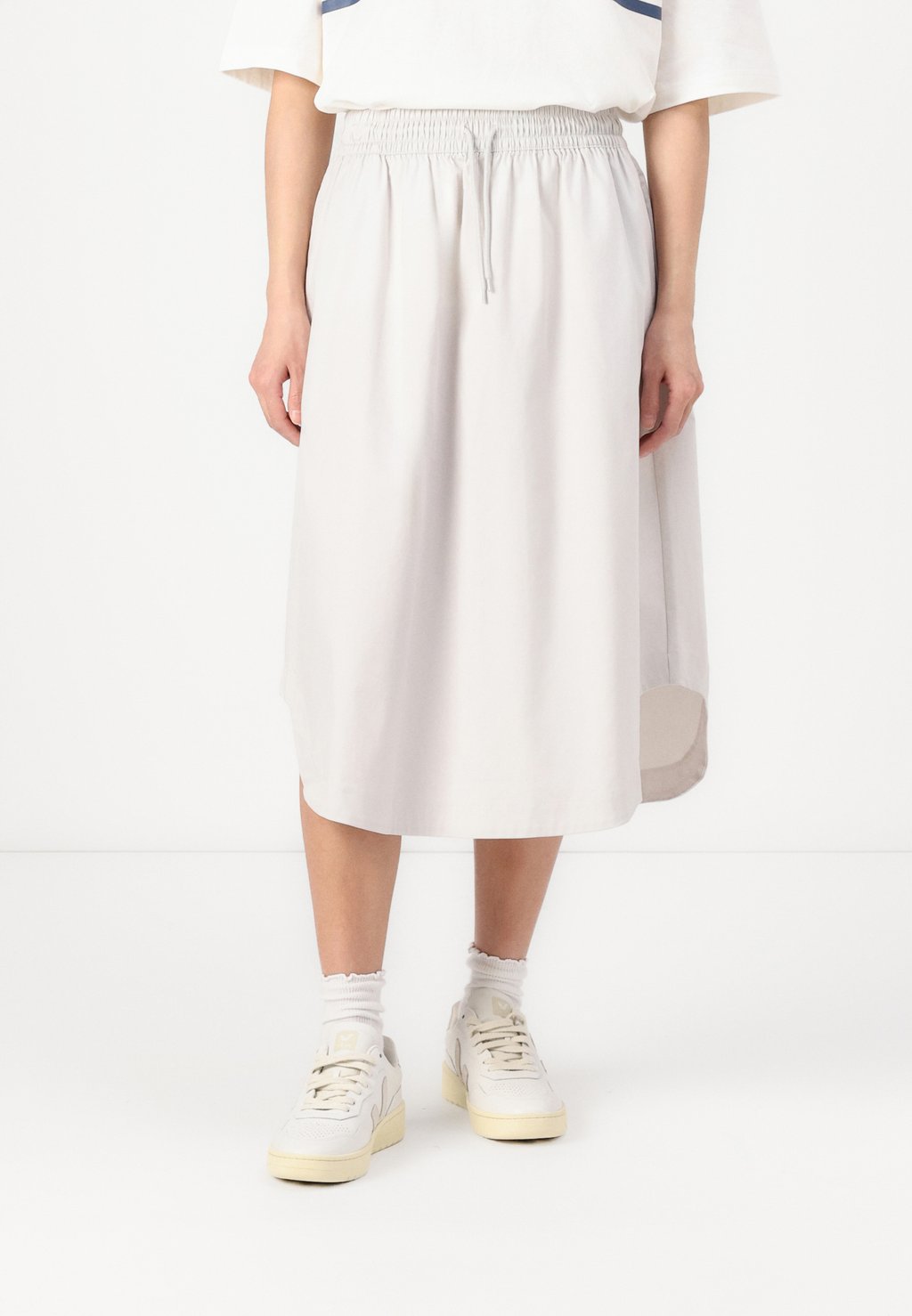 Юбка А-силуэта New Balance, серый
Юбка А-силуэта New Balance, серый