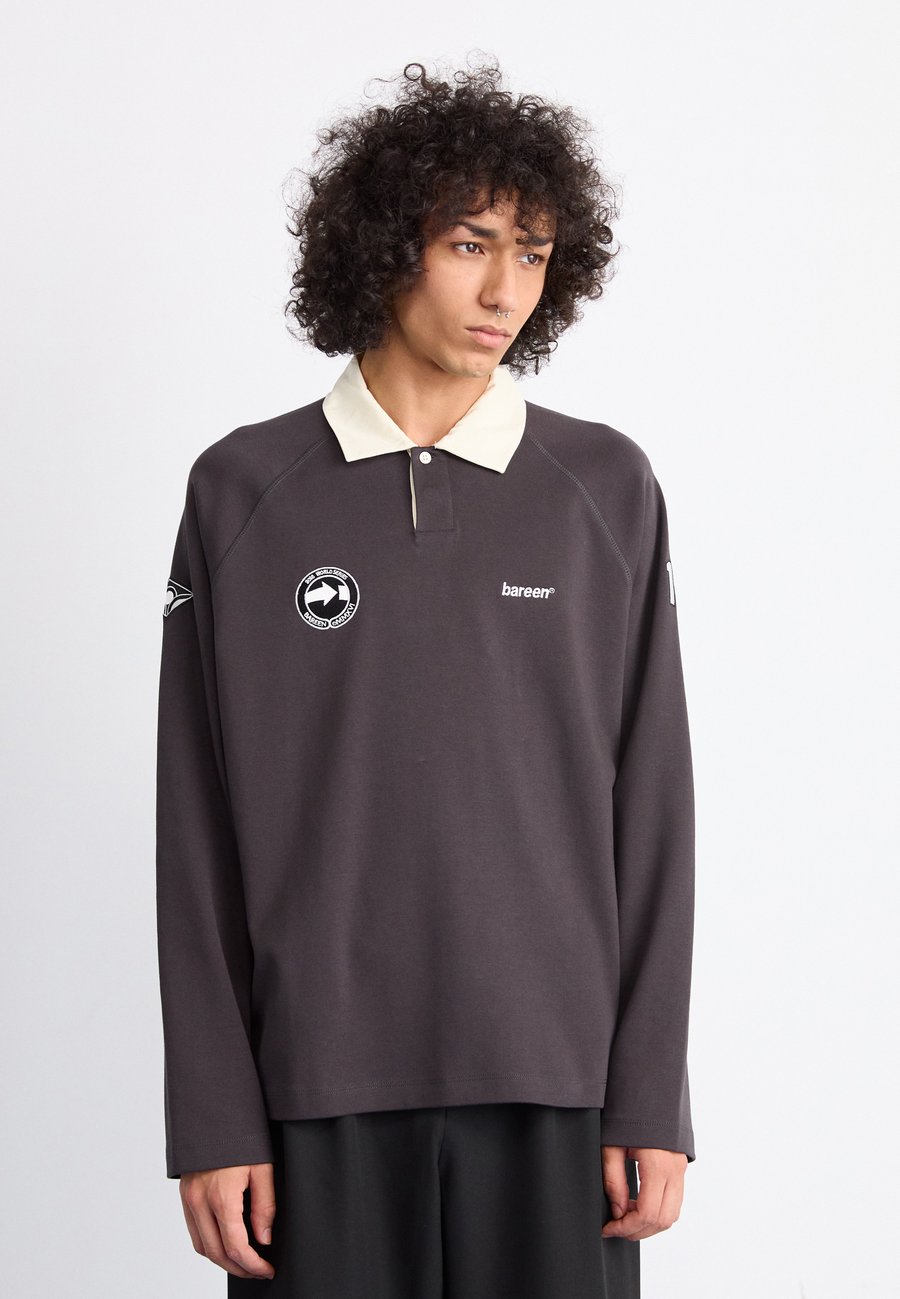 Топ Bareen OVERSIZED, Black
Топ Bareen OVERSIZED, Black