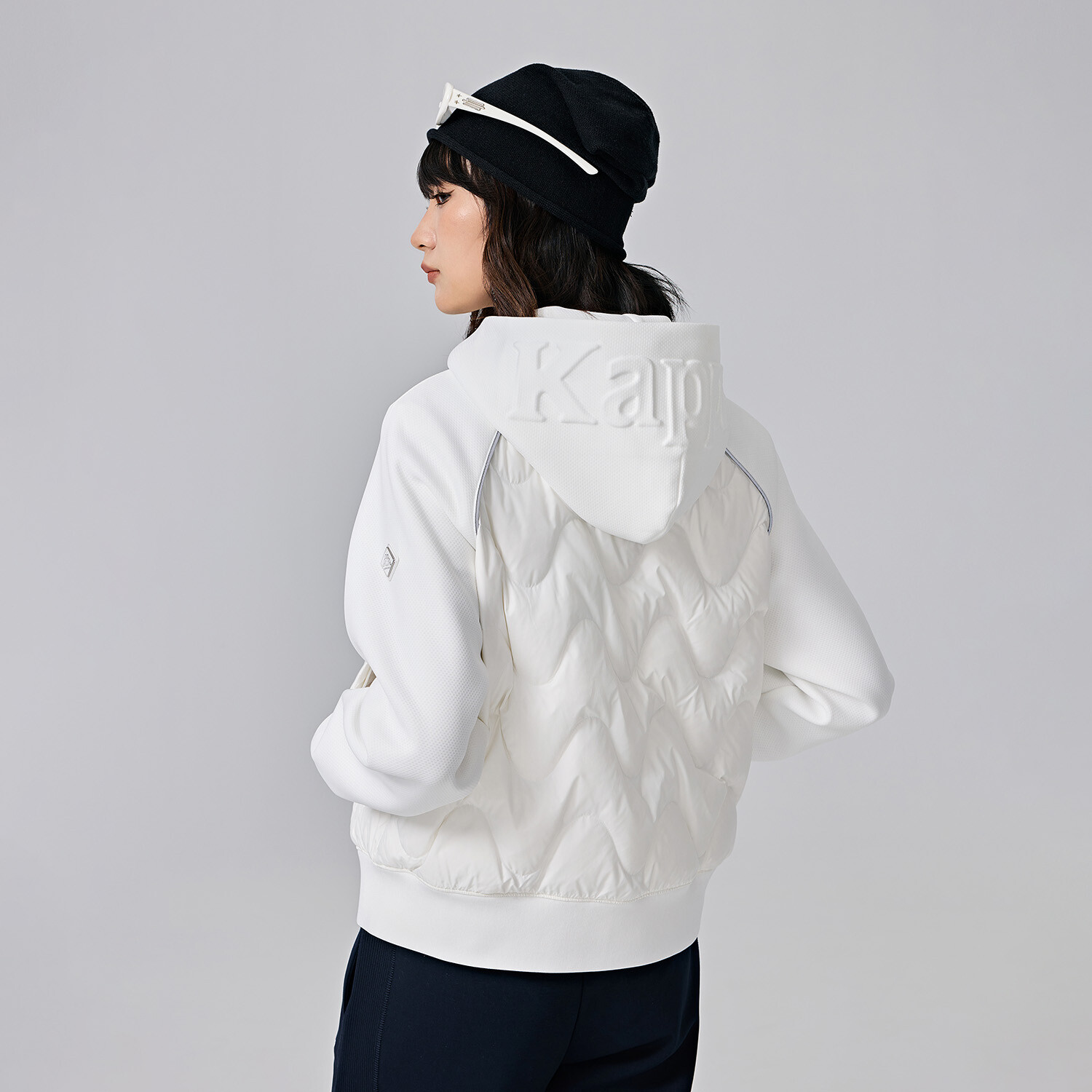 1916 Пуховик женский Kappa, белый
1916 Пуховик женский Kappa, белый